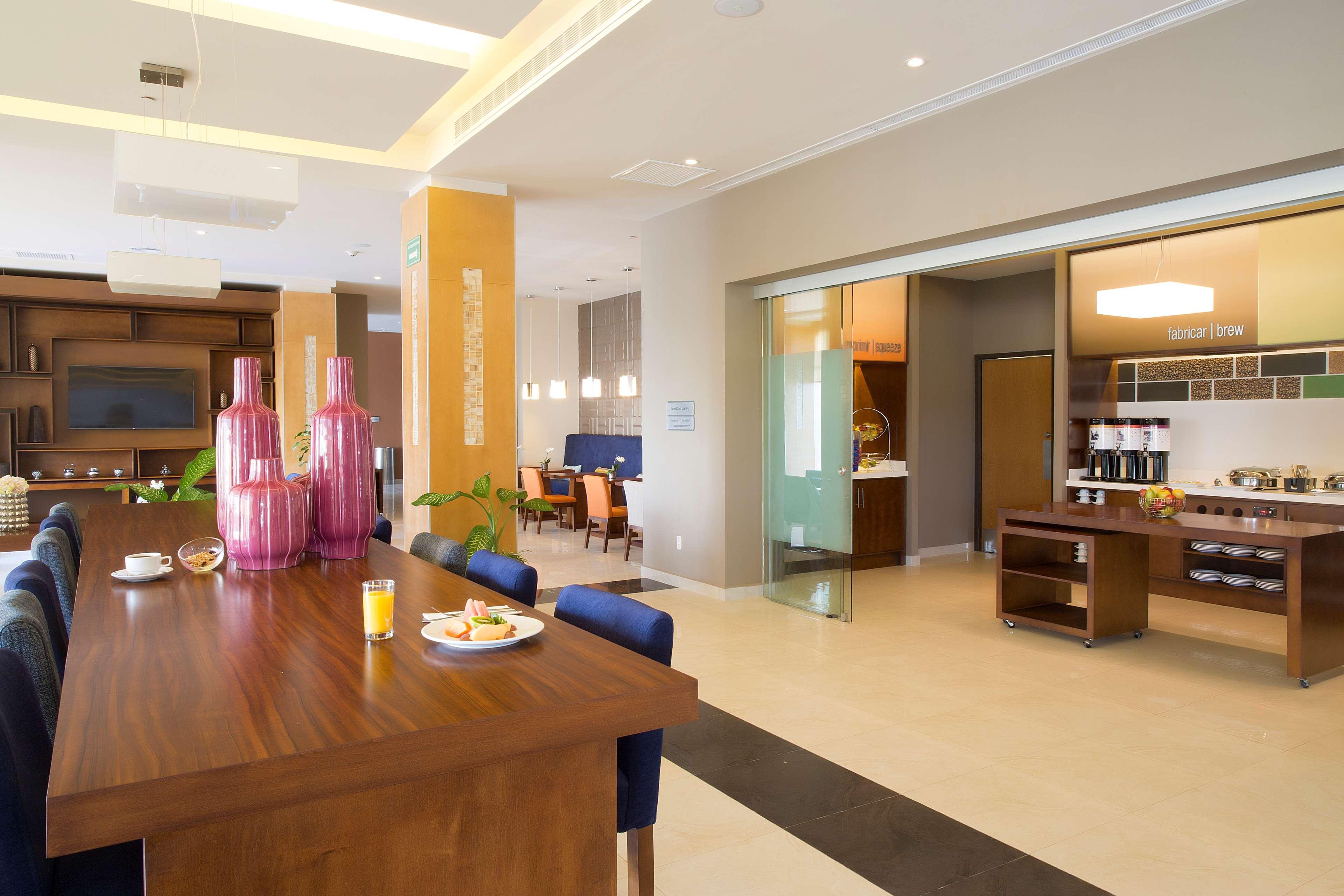Hampton Inn & Suites By Hilton Paraíso Kültér fotó