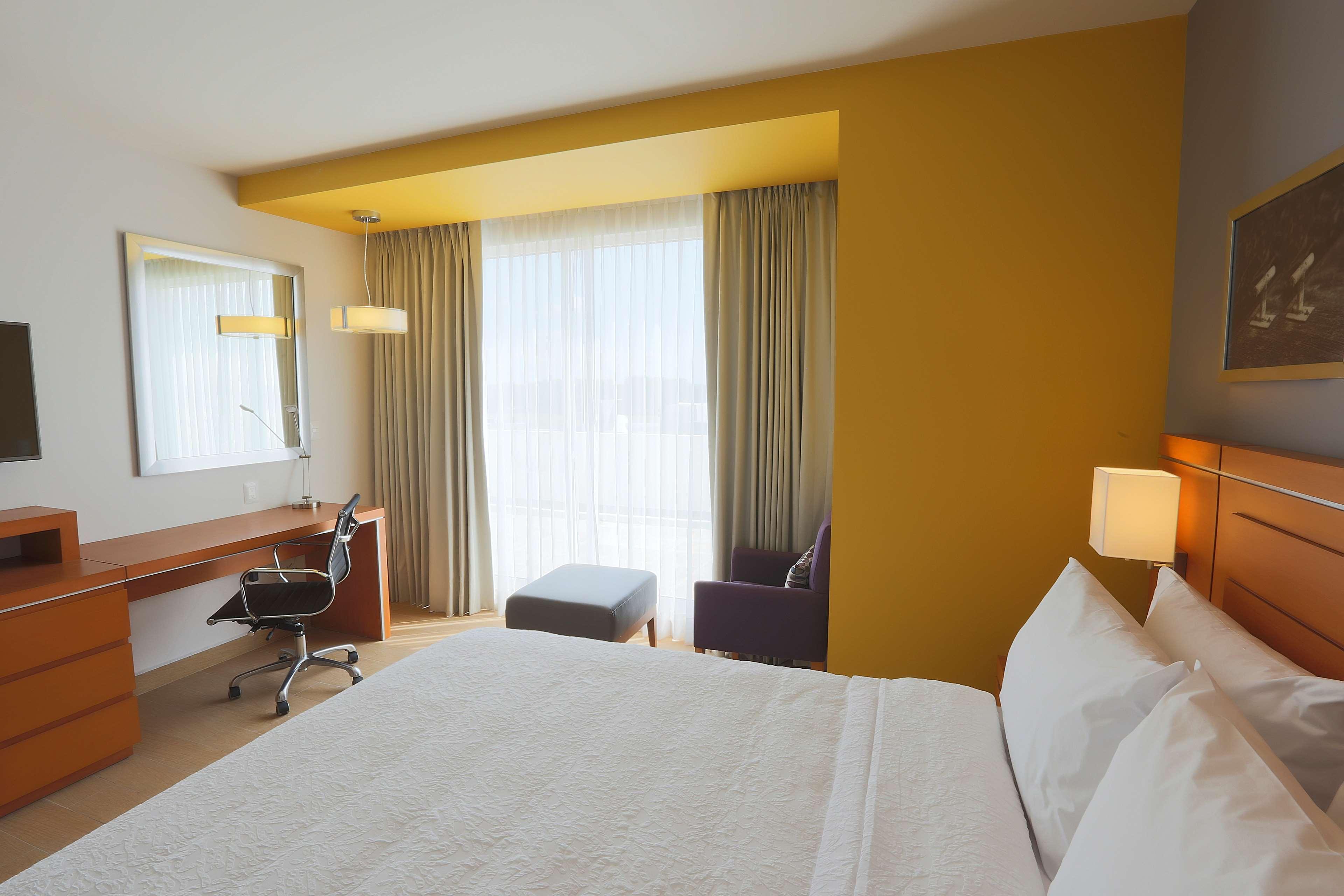 Hampton Inn & Suites By Hilton Paraíso Kültér fotó