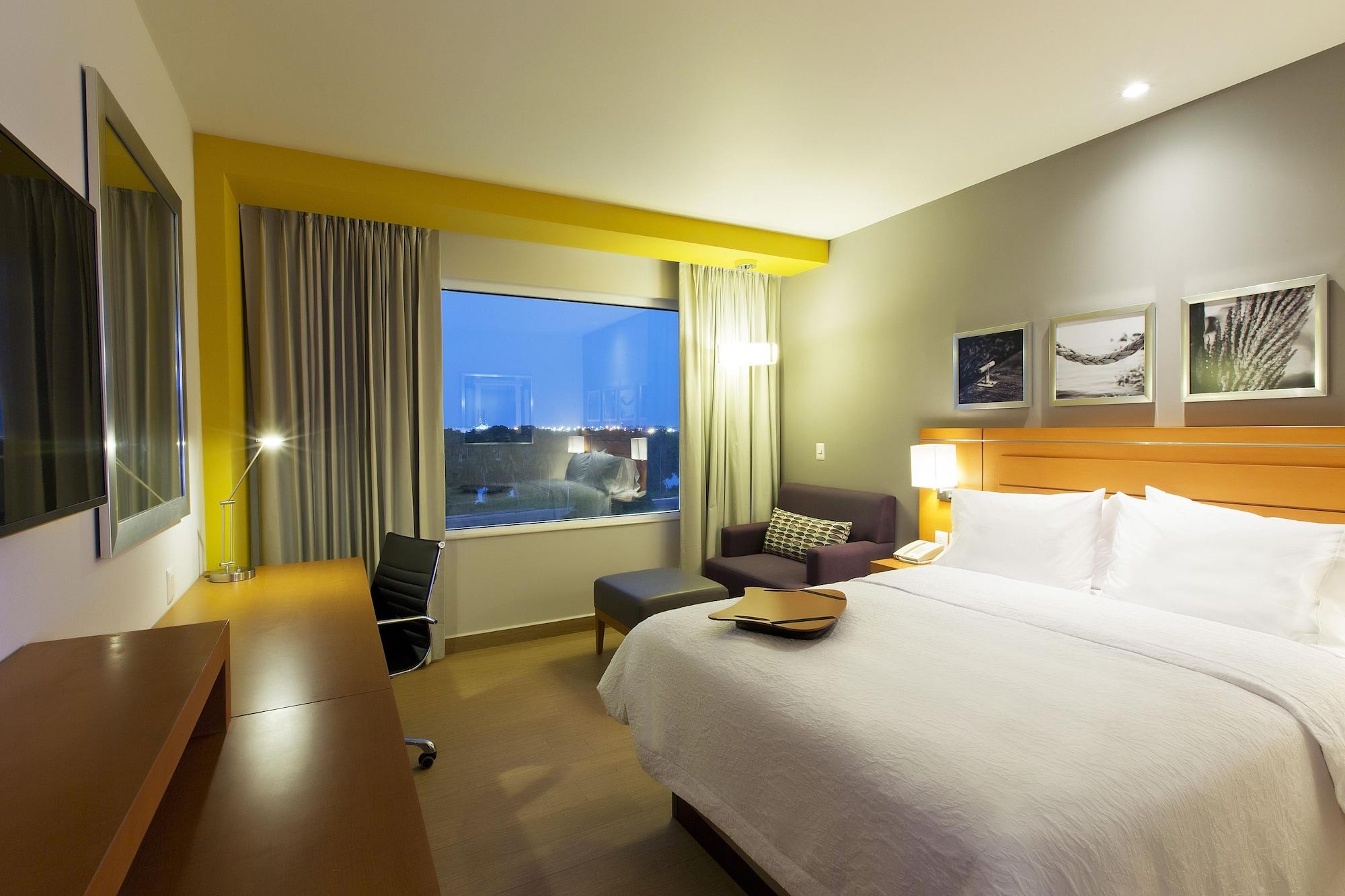 Hampton Inn & Suites By Hilton Paraíso Kültér fotó
