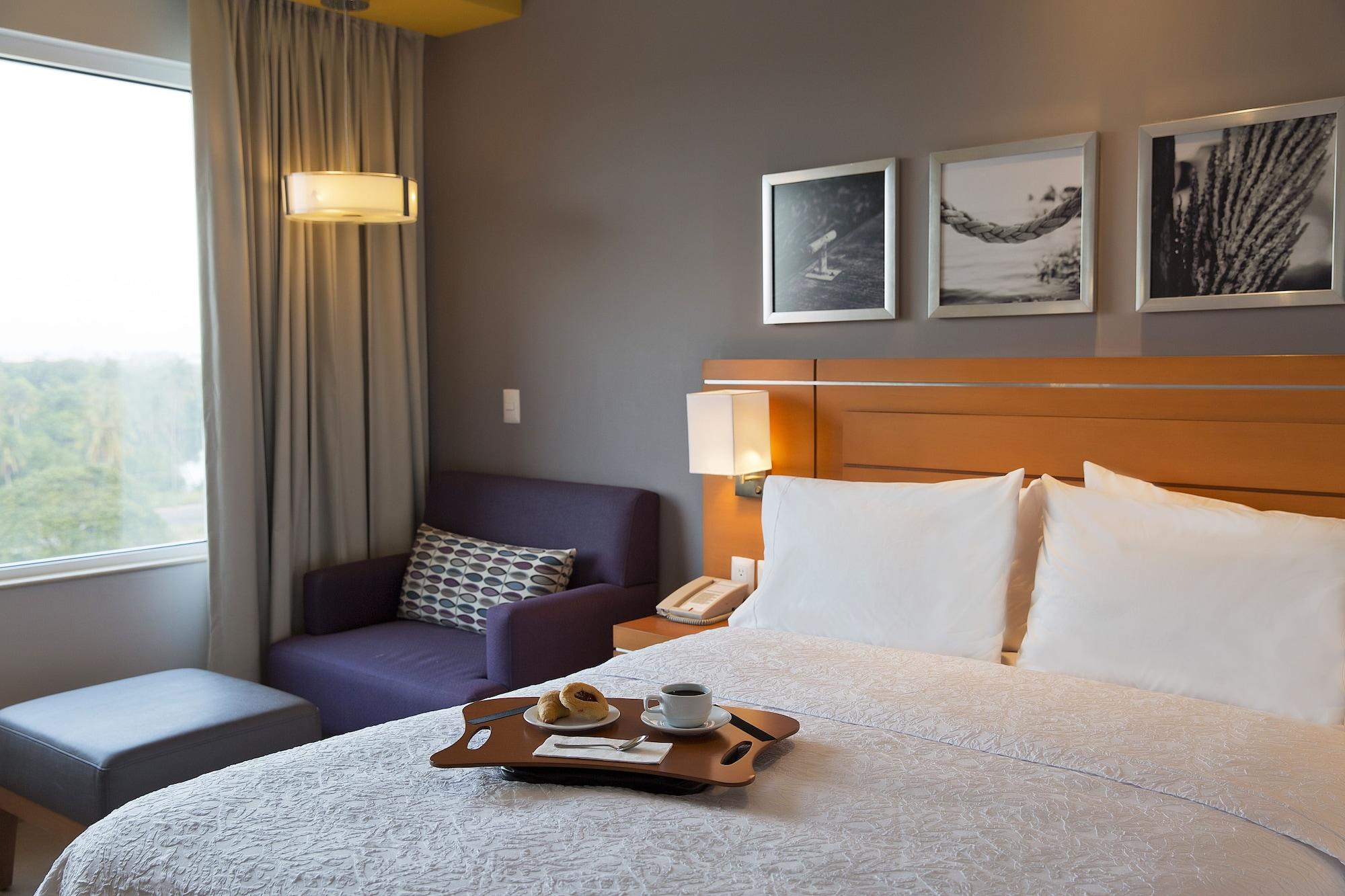 Hampton Inn & Suites By Hilton Paraíso Kültér fotó